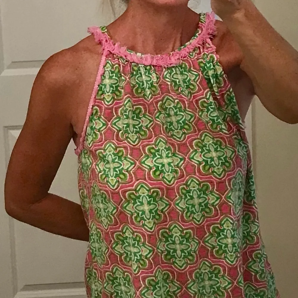 Tank Top - Picture 1 of 4